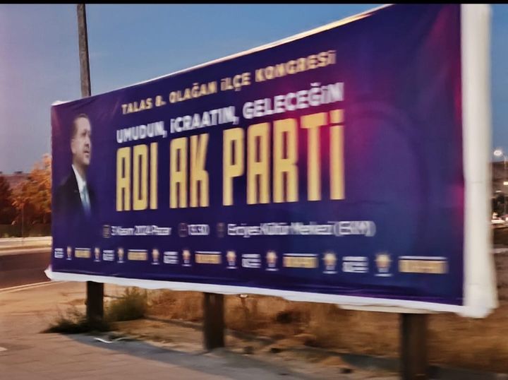 CHP’li Çalıksoy’dan bilboard tepkisi